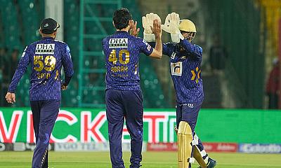 Quetta Gladiators celebrate the wicket of David warner Quetta Gladiators celebrate the wicket of David warner