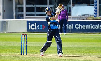 Warwickshire's Emily Arlott Warwickshire's Emily Arlott
